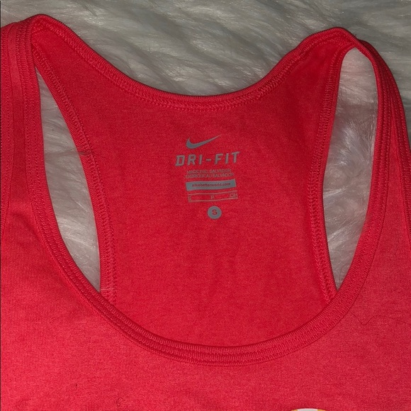 Nike Dri-Fit tank top - Picture 2 of 3